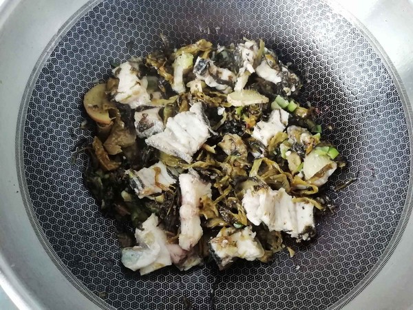 鱼煮的不鲜嫩，盐是罪魁祸首，而且最关键的步骤很多人都不会