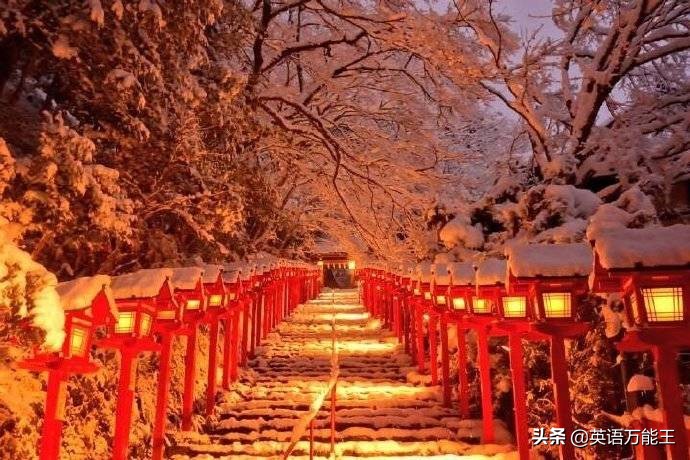 中国文化相关的常见英语词汇！感受我国文化的测大精深！