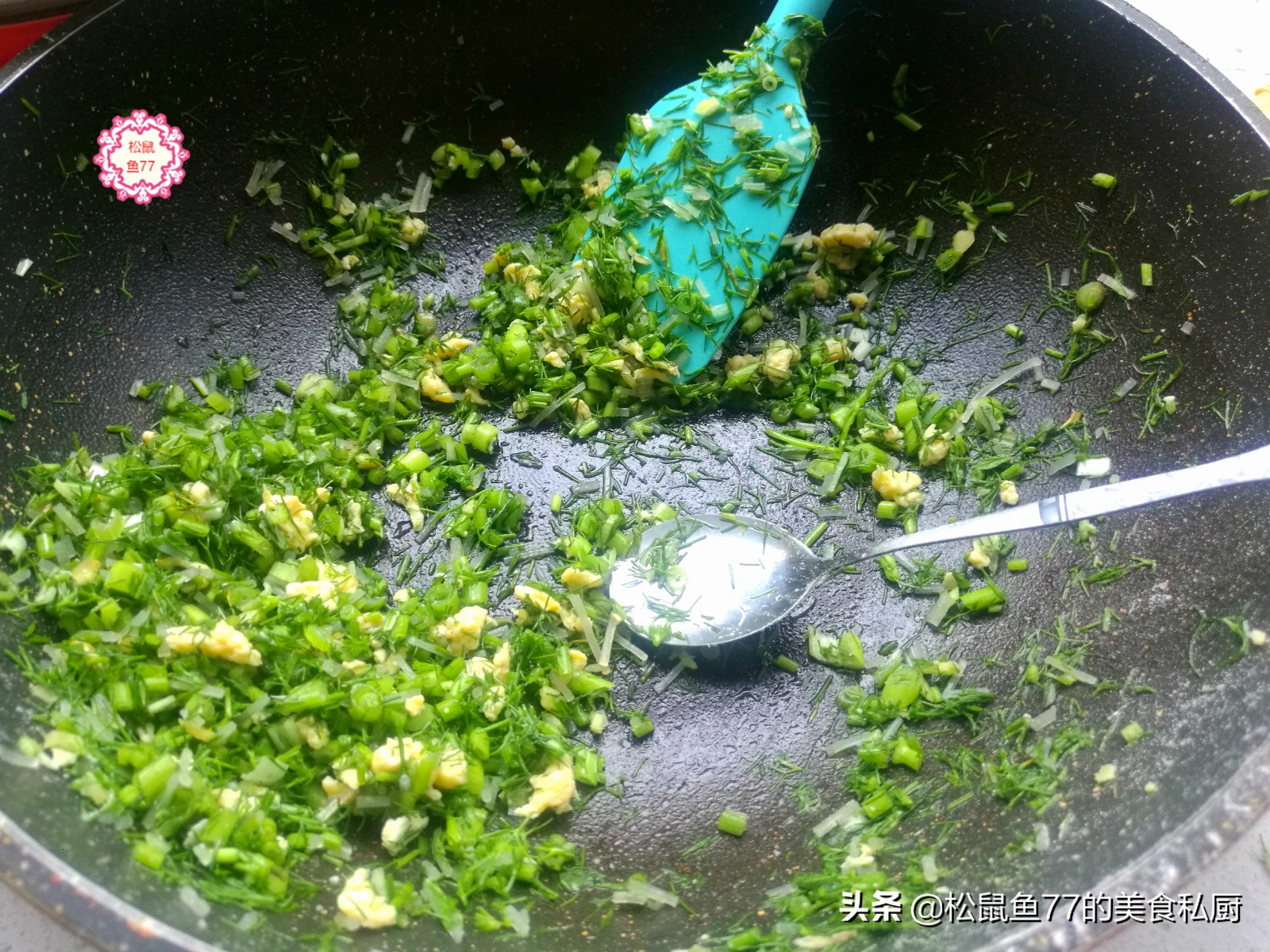 茴香馅饺子茴香味太大怎么处理,茴香馅饺子怎么不出汤