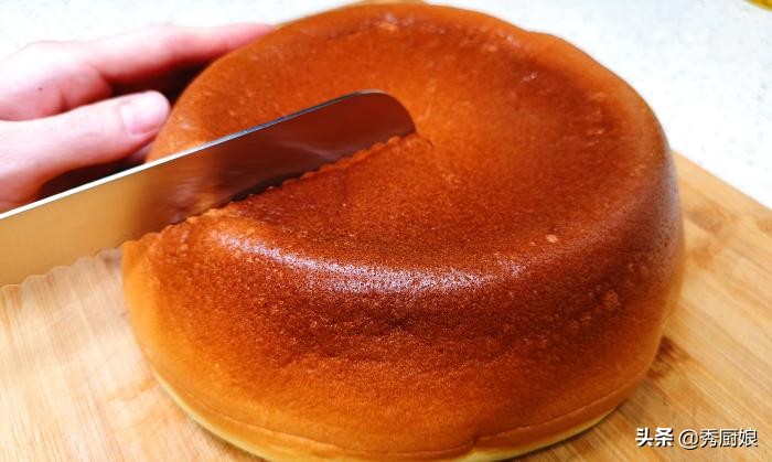 不用烤箱和电饭煲做蛋糕简单教程,如何做蛋糕不用电饭煲也不用烤箱