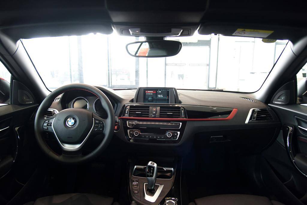 宝马225i四门2023款用车体验,宝马225i双门轿跑2023用车体验