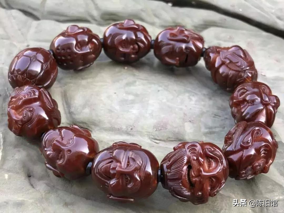 盘包浆后的核桃,霸王龙文玩手串形成包浆后怎么办