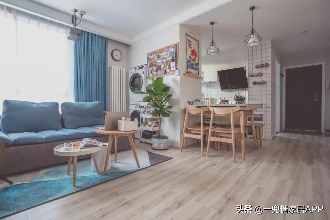 48平米小餐厅,双人小包厢餐厅可看电影