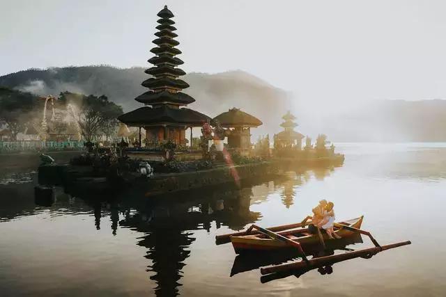 40个全球最佳婚纱摄影目的地，看完觉得之前拍的都是“假”婚纱照