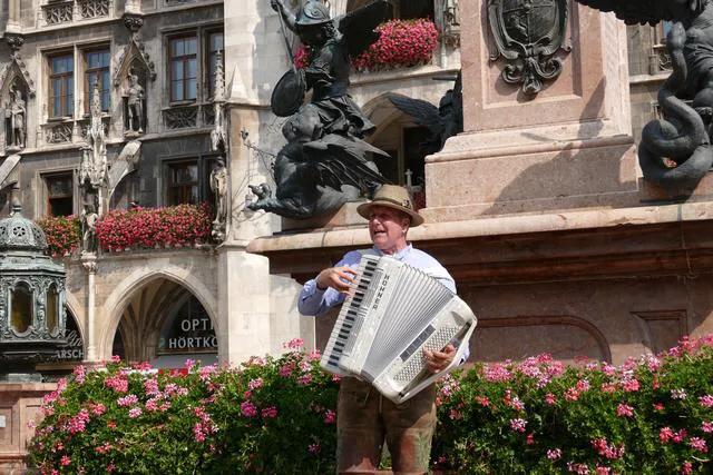 拜仁慕尼黑,拜仁慕尼黑vs莱比锡红牛