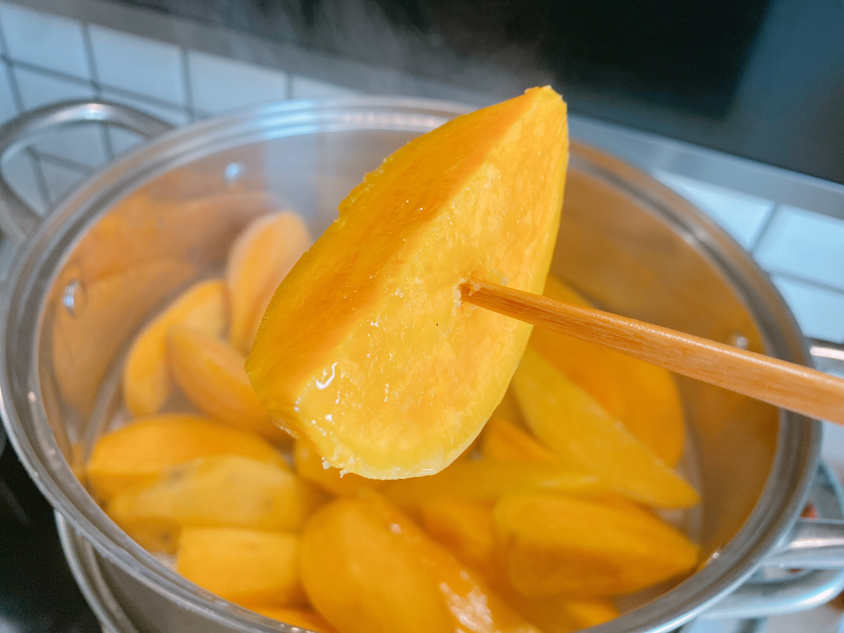 怎样晒红薯干又软又糯,晒红薯干的正确方法视频