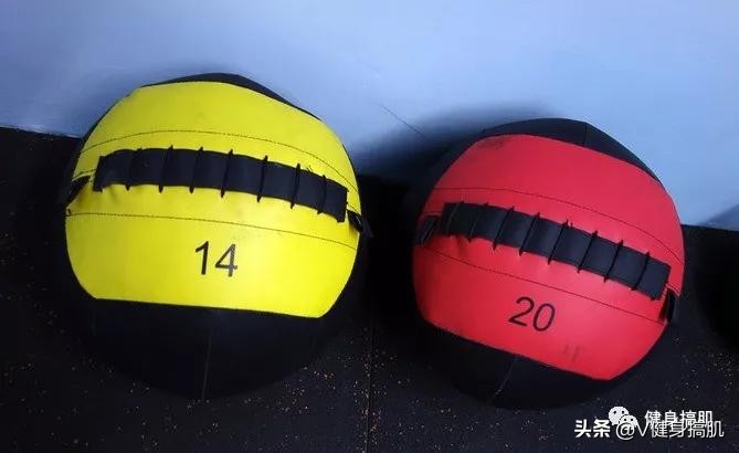 crossfit训练家庭版,crossfit健身房装修风格