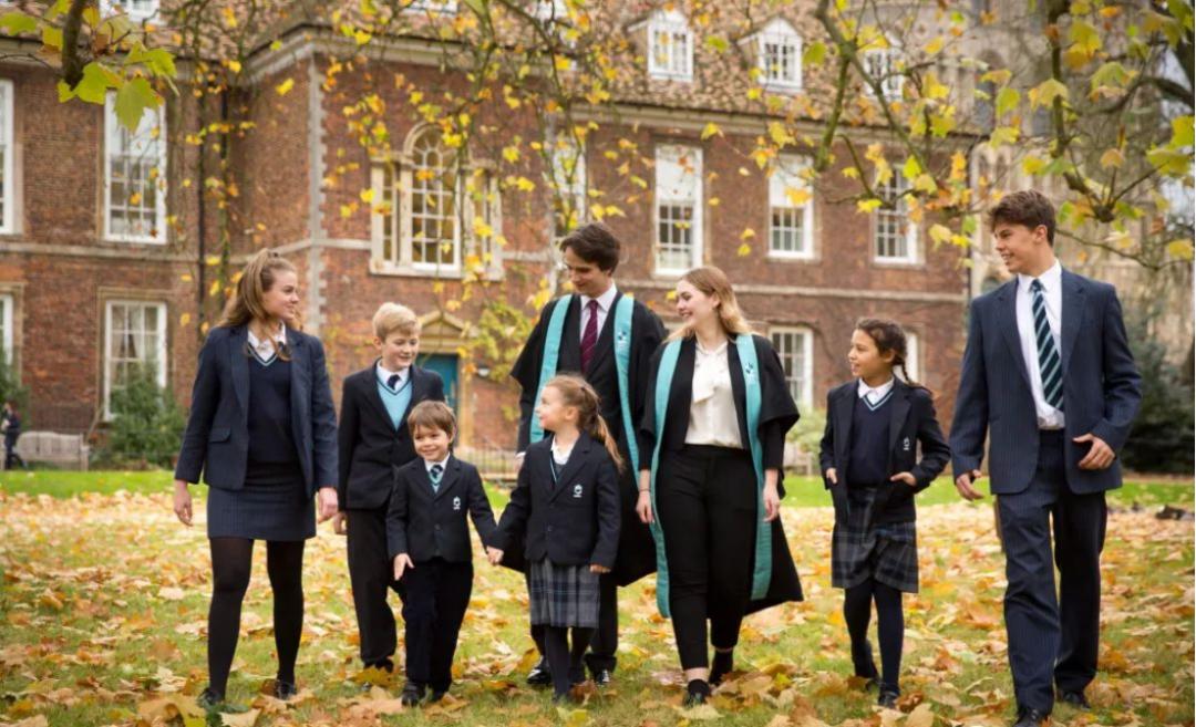 英国国王学院小学,英国国王学校分校