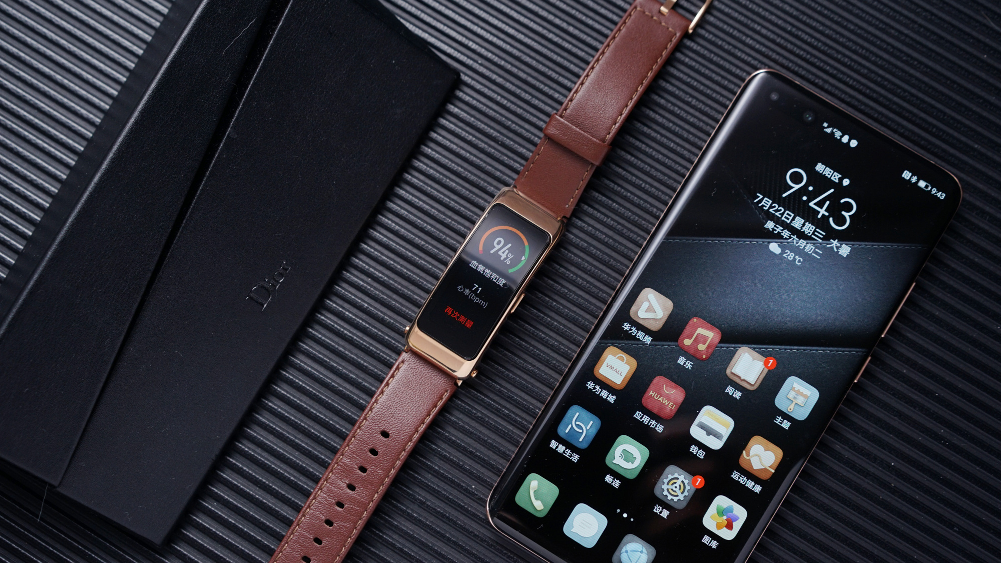 华为手环b6对比荣耀手环6,华为手环b6测评