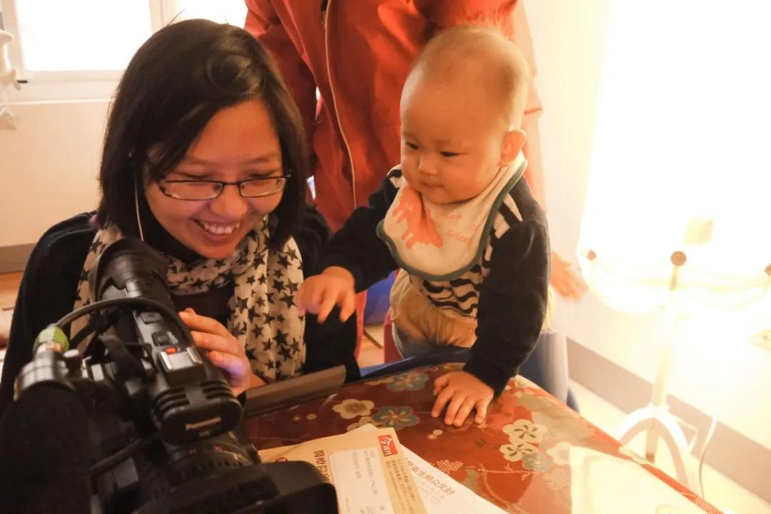 她上传自己水下分娩的片子，百万人观看：我想被温柔以待