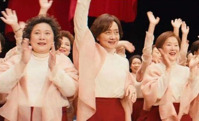 囧妈里的妈妈们,囧妈中妈妈是谁扮演的