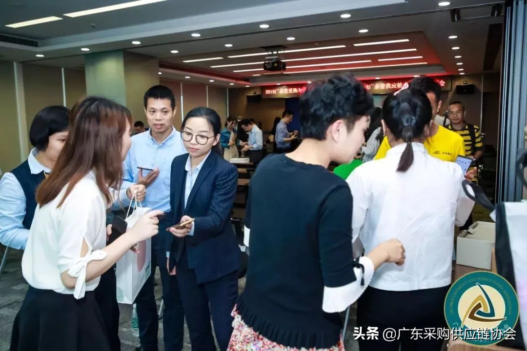 热烈祝贺集团年会圆满成功,热烈祝贺首届电商发展大会