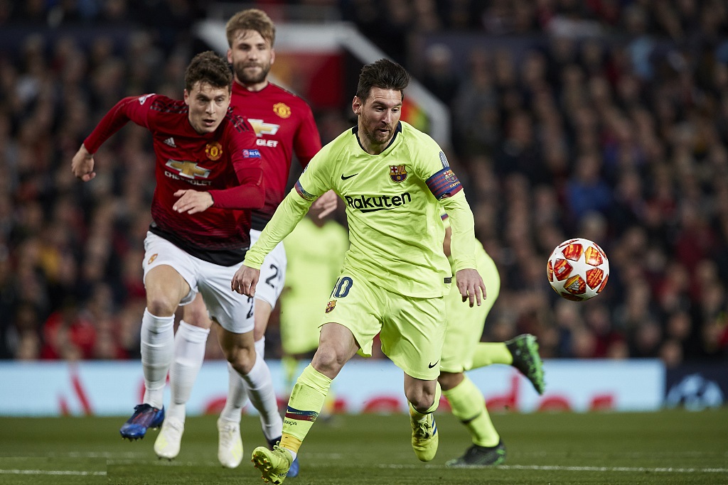 血染赛场+复出燃爆三旬老男孩扛起球队前进世纪对决值得期待