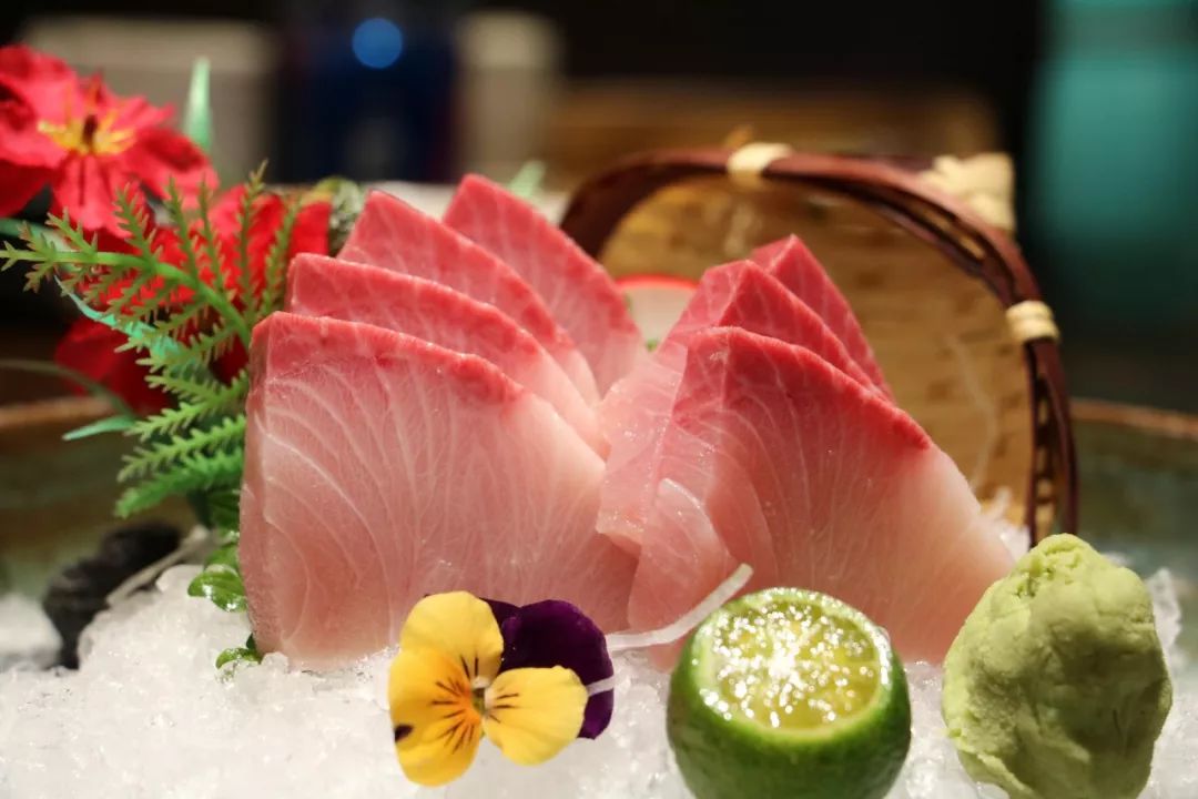 渔川禾日料周年庆｜折扣、礼品、免单，你想要的福利这里全都有