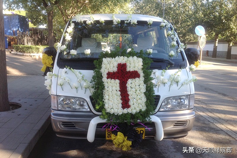 用轿车运一罐煤气罐可以吗,家用轿车能拉棺木吗