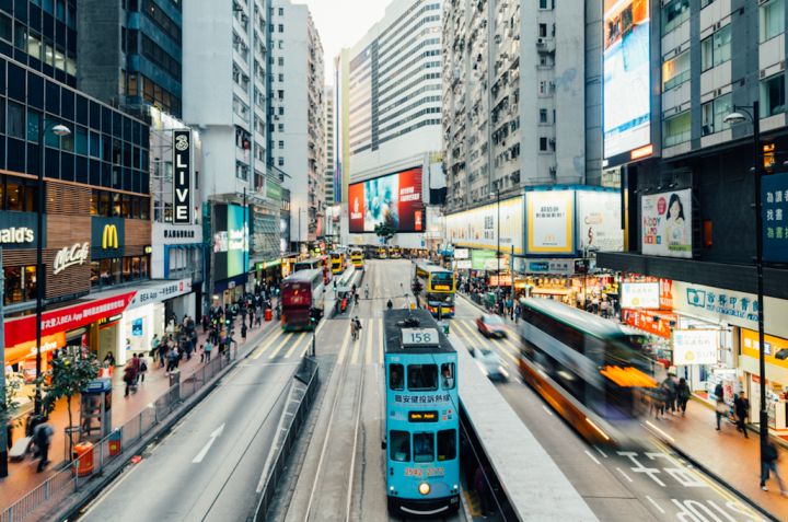 香港最高楼价多少钱一平方 (香港楼价为何易涨难跌)