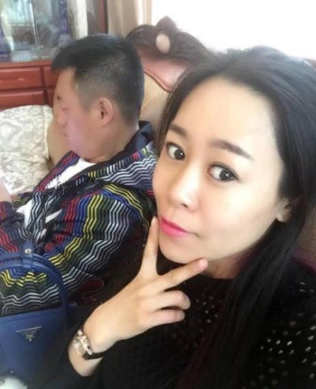 宋晓峰妻子小品,宋晓峰老婆二人转演员