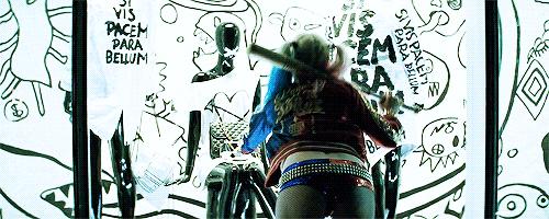 小丑女的演员罗比,小丑女罗比