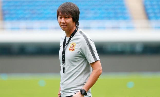 李铁国足两大国脚亚足联认可未来,李铁带领国足在十二强赛能走多远