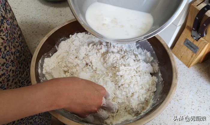 馒头放小苏打和酵母一起放可以吗,发面馒头用完酵母可以用小苏打吗