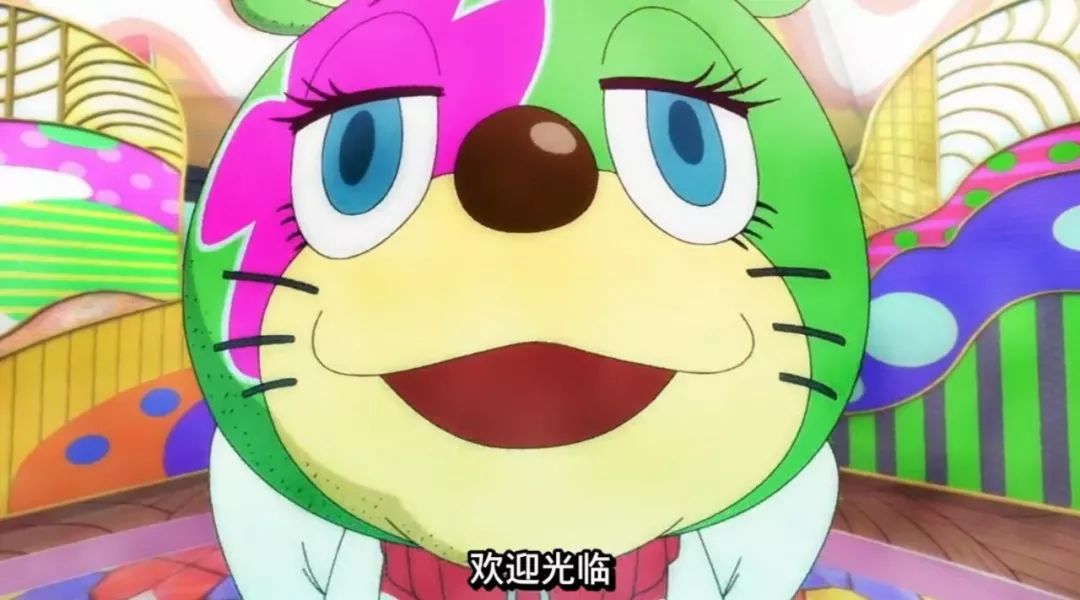 诱惑女护士真人演出，画风怪诞，却是心理治疗动画