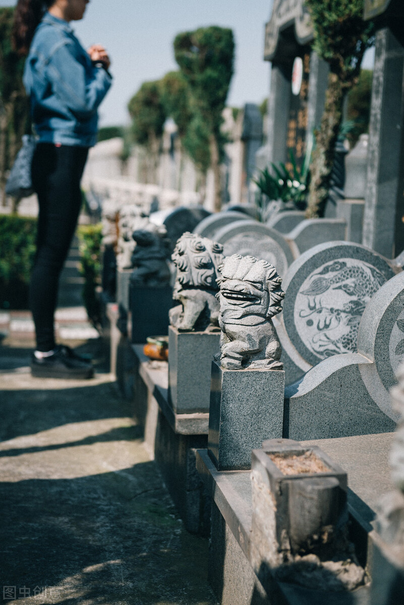 遇上一个顽固迷信的婆婆怎么办,遇到迷信婆婆怎么解决