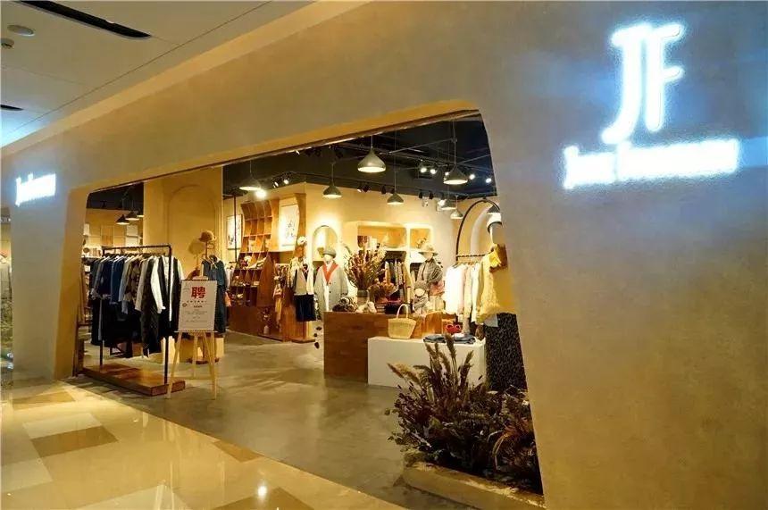 至强扫货攻略!佛山CBD潮玩新地标,女生月购物狂欢!