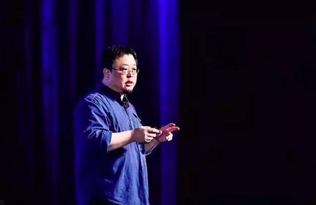 老罗说卖手机不赚钱,卖手机老罗