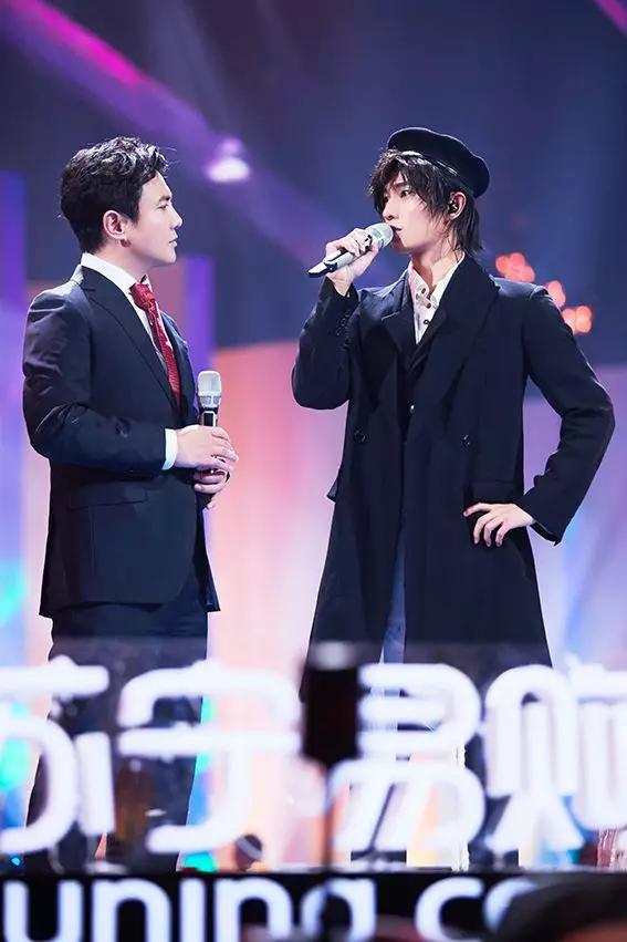 苏宁双十一狮晚集星卡上线,苏宁双十一狮晚免费送票