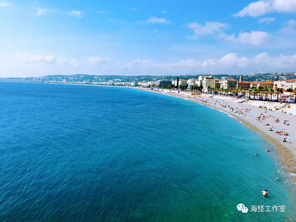 在法国留学的中国学生,在中国生活8年的法国小哥回国后