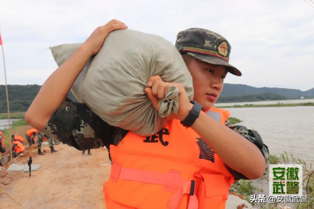 辛苦了！安徽总队一线官兵仍在艰苦作战、连续奋战