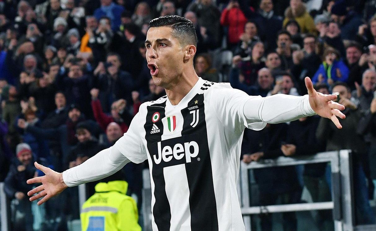 C罗哪里也不去！流言破灭，对于进入足球史册的C罗，应该更宽容