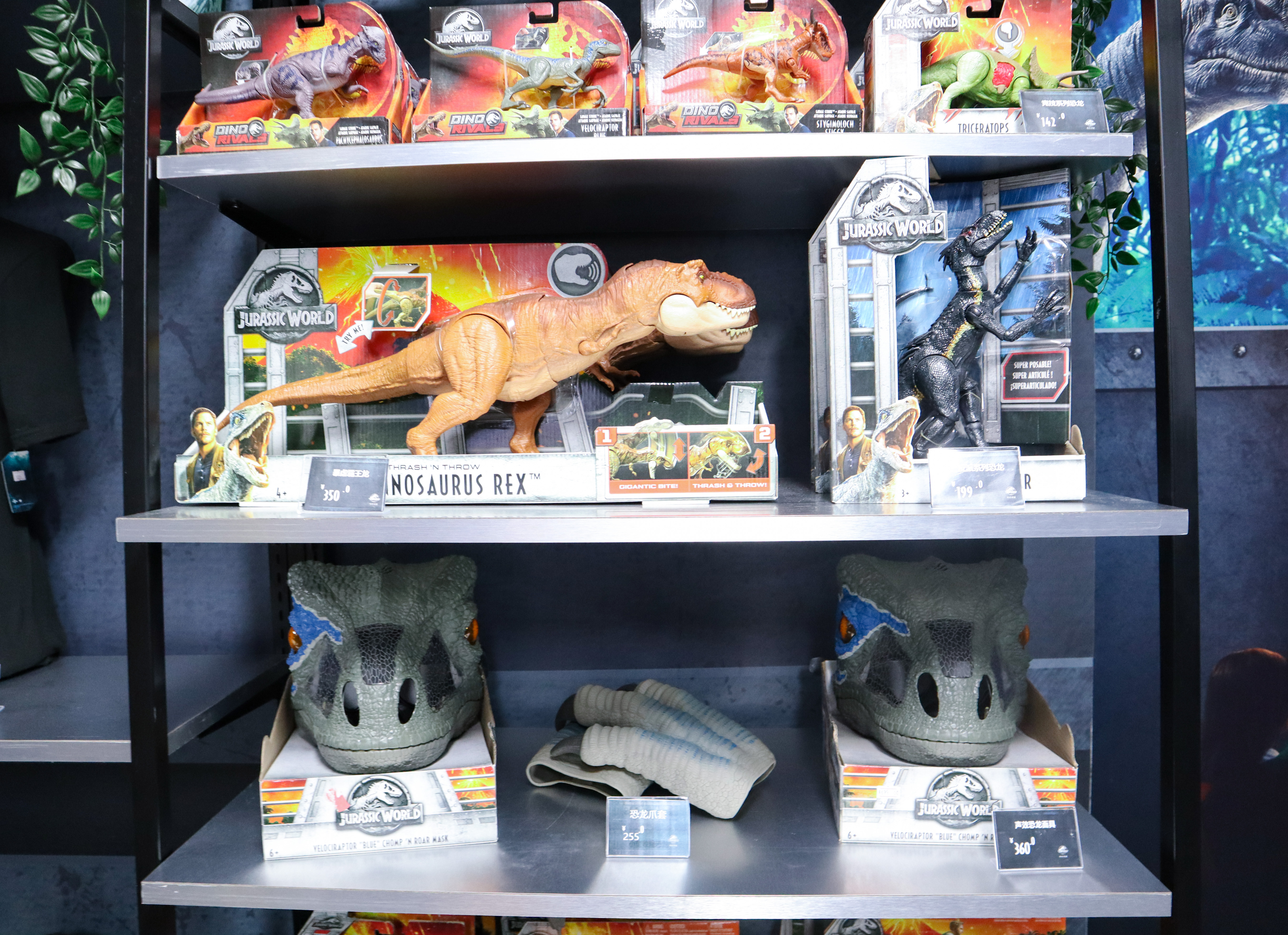 来到侏罗纪公园遇到超真实的恐龙,侏罗纪公园恐龙大探秘