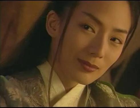 郑秀文和杨千嬅很像,像郑秀文