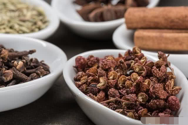 哺乳期宝妈少吃产气食物,哺乳宝妈忌口吃什么