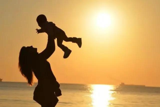 奶奶是不是真疼孩子，看这三个方面就一清二楚，嘴上说啥不要紧