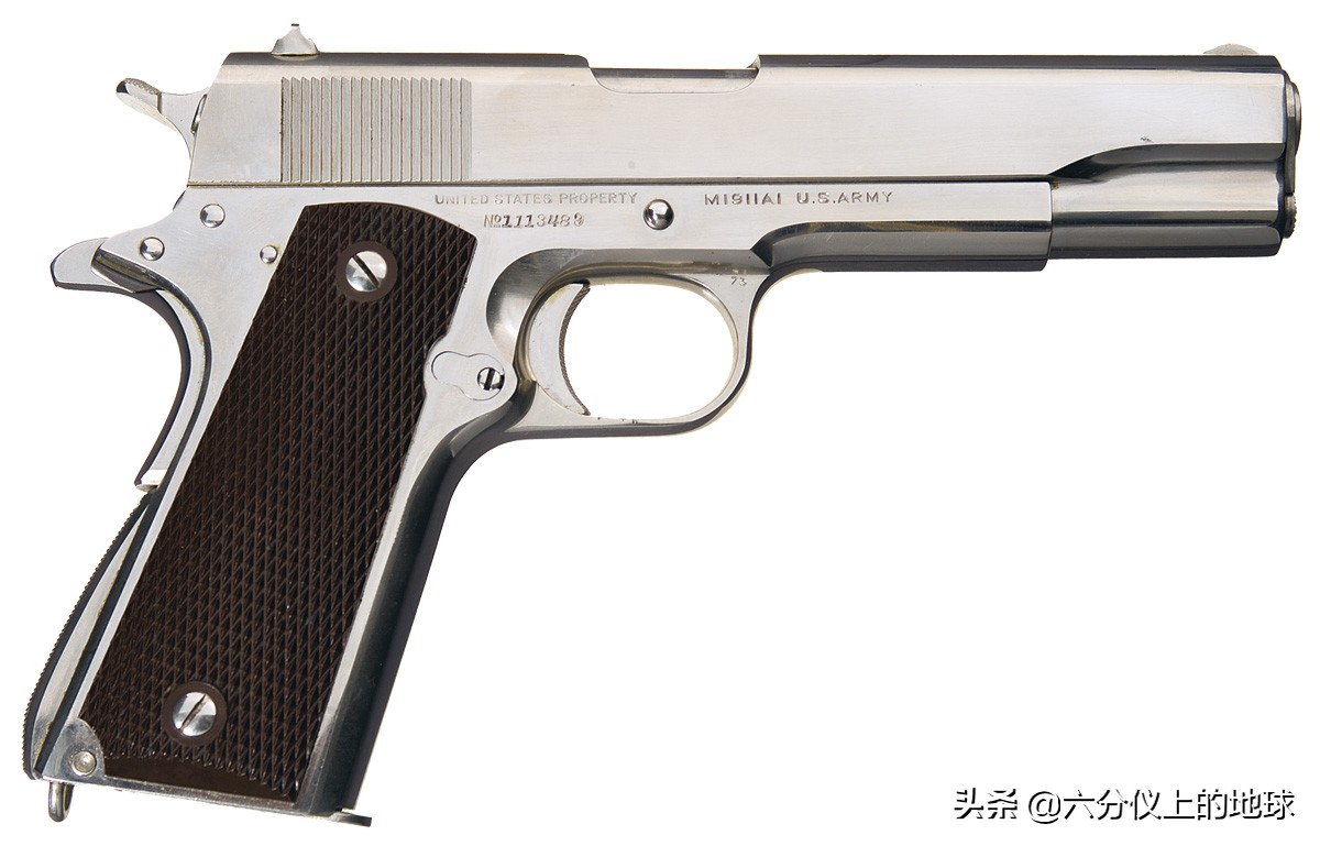 二战手枪m1911,二战柯尔特m1911枪