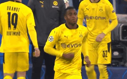 欧冠超级大逆转7比5,3-221分钟逆转欧冠六冠王复苏