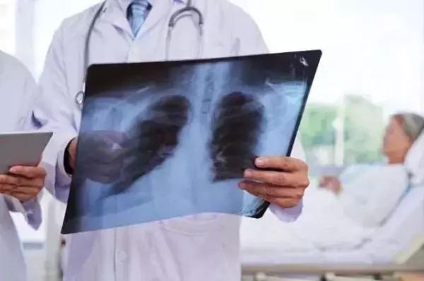 拍了片子拿到结果看不明白？彩虹医生教您看懂影像报告