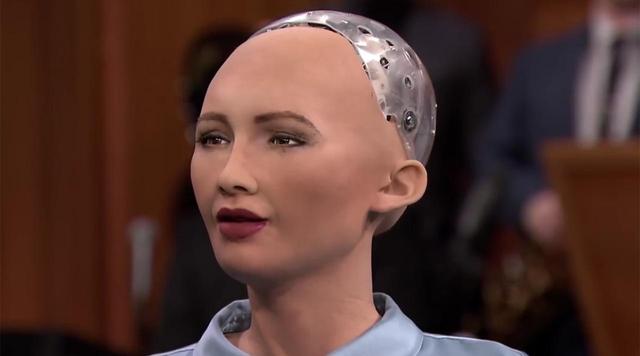 印度科幻女机器人,印度机器人5000元