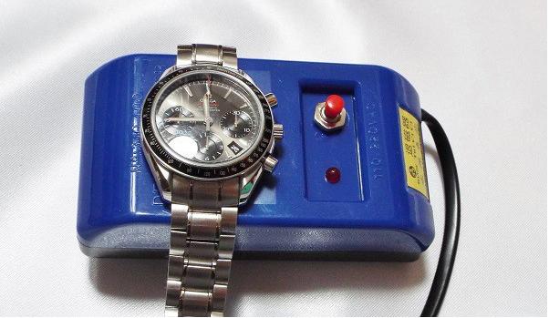 光动能手表防磁和防震吗,手表日常保护