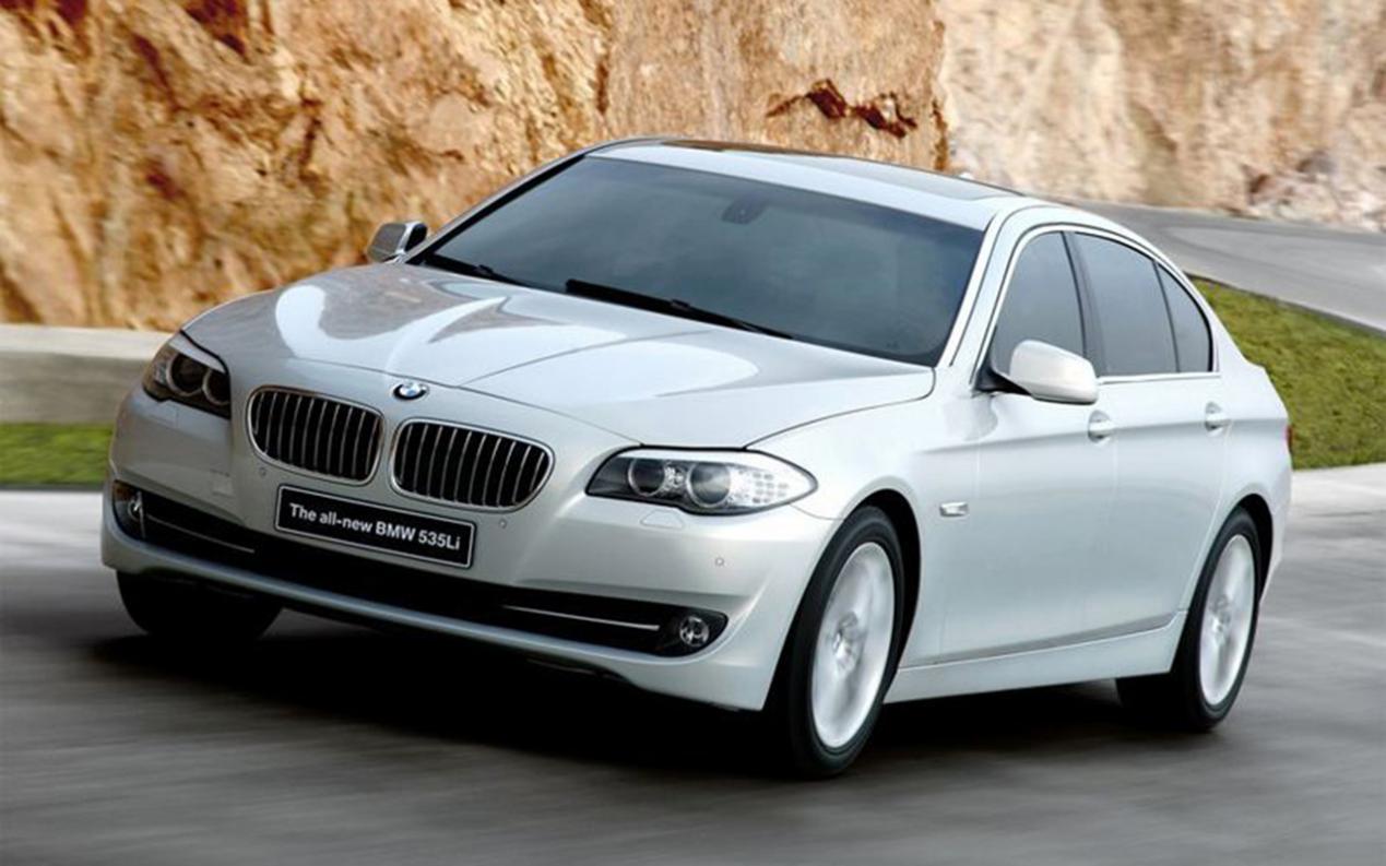 非承载式车身和承载式车身优缺点,什么是承重车身和非承重车身