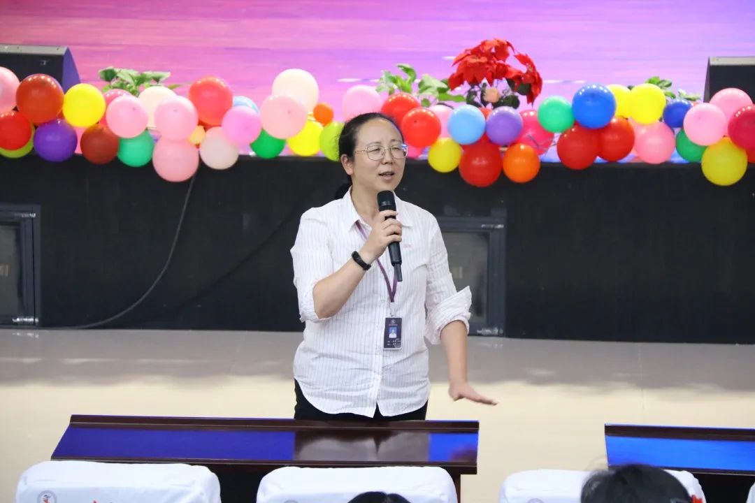 绝不凭感觉教书！实外五龙山每堂课、每道题背后必有理论做支撑