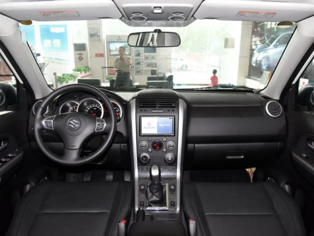 铃木超级维特拉四驱有多强悍,铃木1.4t维特拉越野视频