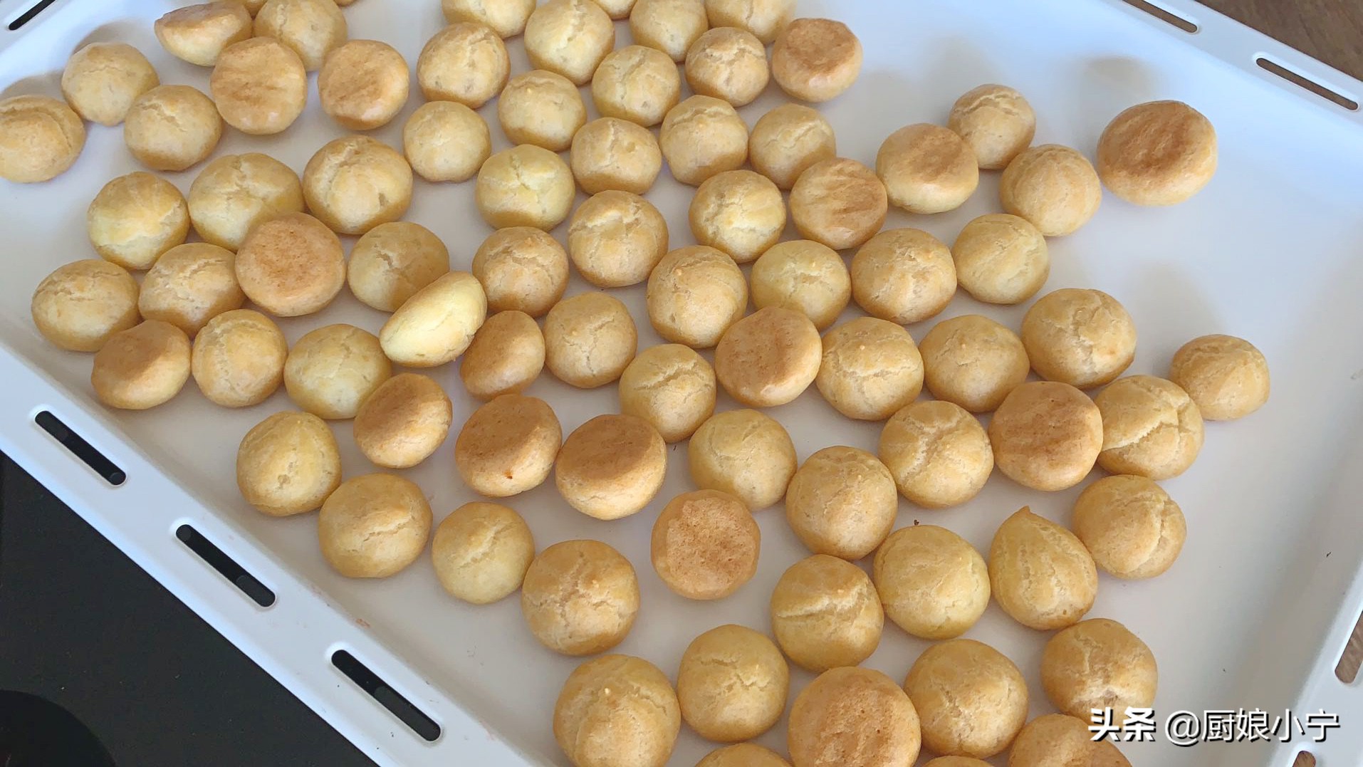 无需酵母粉的面粉做法,面粉的各种做法不用酵母加小苏打