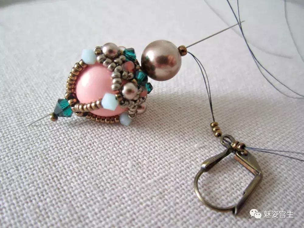 嘉德罗斯耳环怎么做教程,送你一副耳环