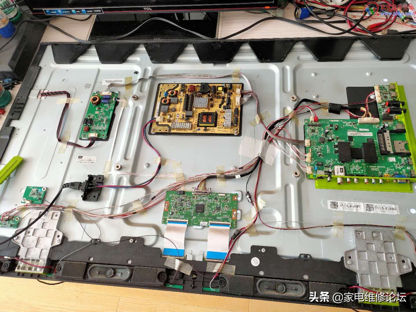 tcl液晶电视l40不开机维修,tcl电视l40f11屏幕闪烁怎么修理