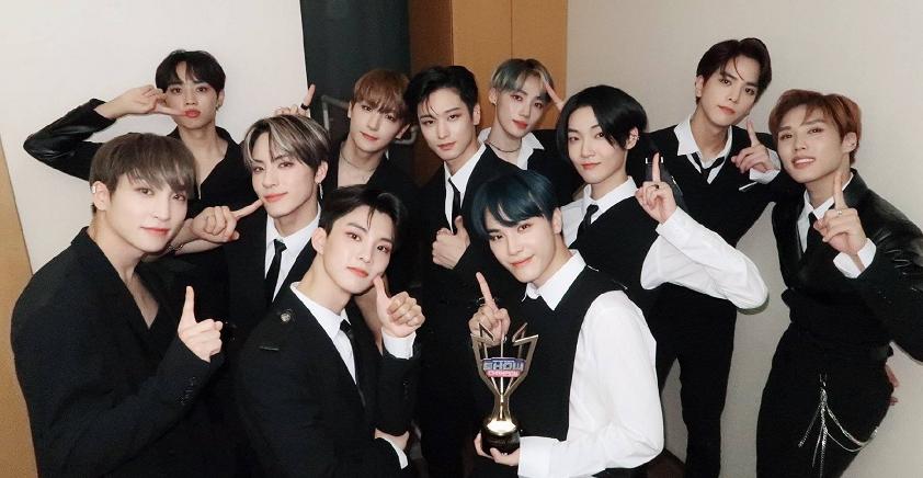 iu获金唱片音源大赏评价,金唱片大赏mamamoo