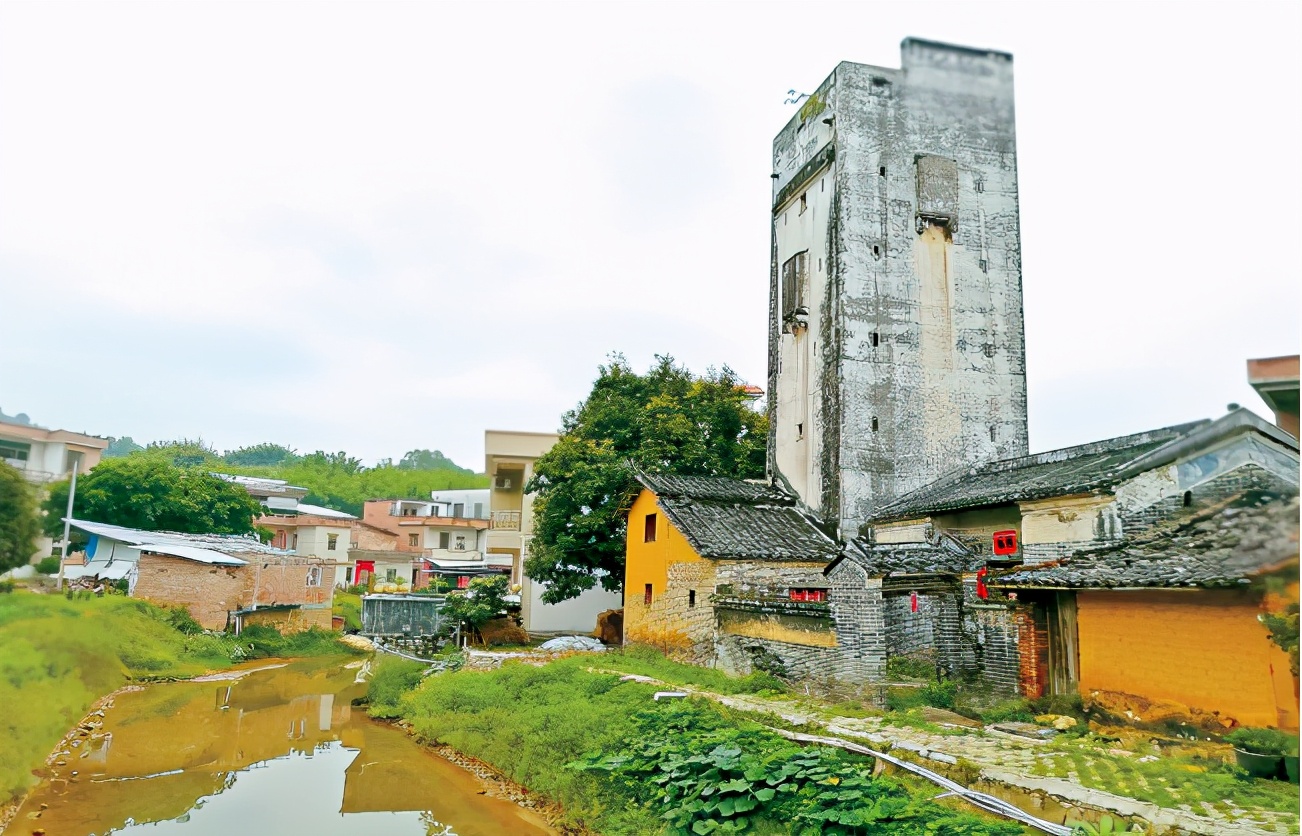 古老炮楼85年风雨屹立不倒,古炮楼见证烽火岁月