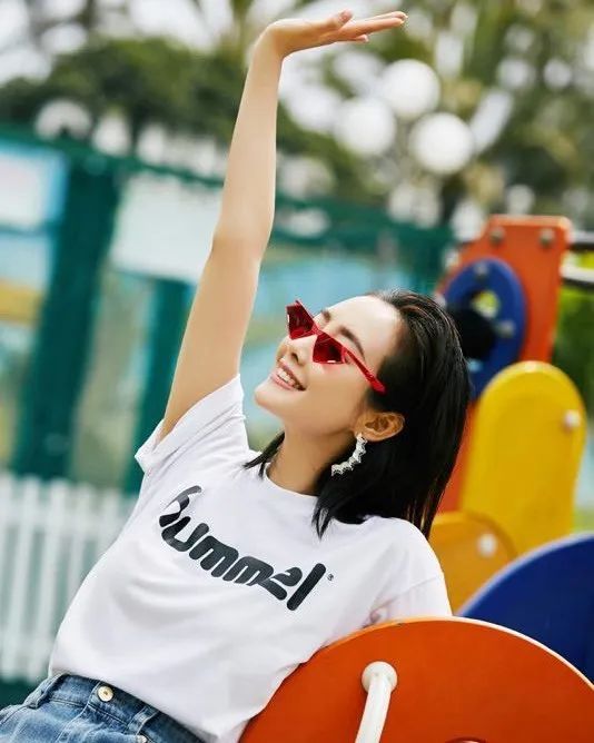 一入潮门深似海，从此钱包是路人？hummel让你玩潮轻而易举